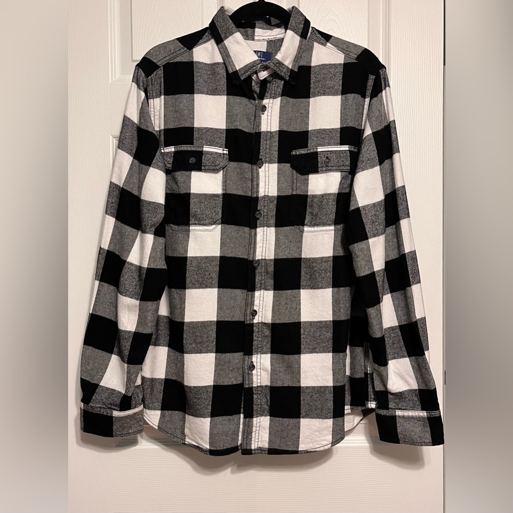 George, Men’s cotton flannel plaid black and white shirt, size L